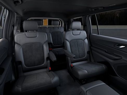 New 2025 Jeep Grand Cherokee L Altitude image 15