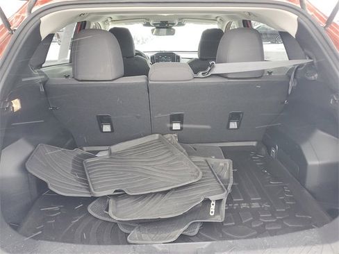 Used 2024 Subaru Crosstrek 2.0i Premium image 8