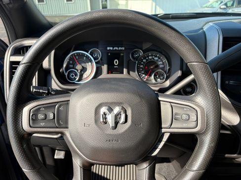Used 2024 RAM 3500 Tradesman w/ Chrome Appearance Group AWD/4WD image 28