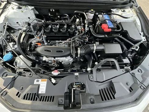 Used 2025 Honda Accord SE image 25