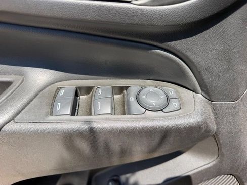 Used 2024 Chevrolet Equinox LT AWD/4WD image 17
