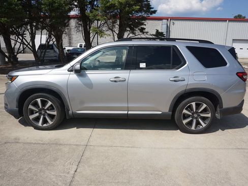 Used 2023 Honda Pilot Touring image 23