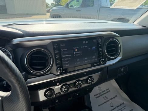 Certified 2022 Toyota Tacoma SR5 w/ SR5 Appearance Package (SM) AWD/4WD image 20