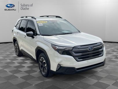 Used 2025 Subaru Forester Premium w/ Convenience Package #1