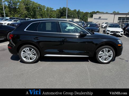 Used 2019 Audi Q5 2.0T Premium Plus w/ Premium Plus Package AWD/4WD image 9