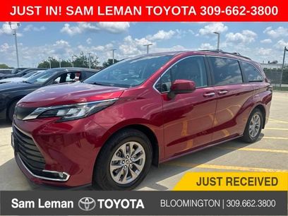 Used 2022 Toyota Sienna XLE