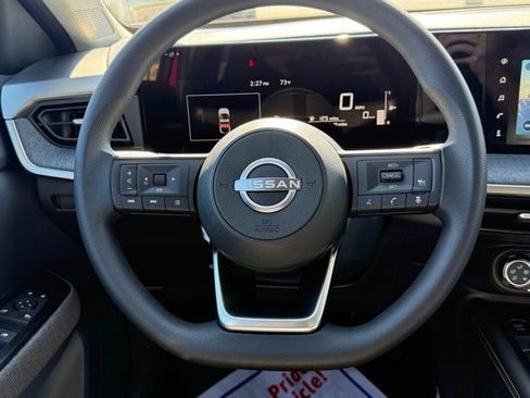 New 2025 Nissan Kicks SV image 19