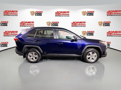 Certified 2025 Toyota RAV4 XLE w/ Convenience Package AWD/4WD image 19
