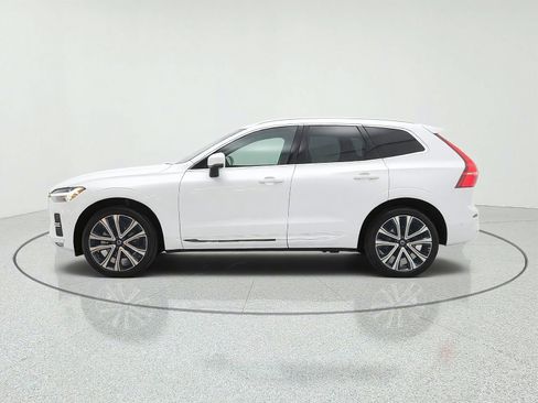 Used 2023 Volvo XC60 B5 Ultimate w/ Climate Package FWD image 8