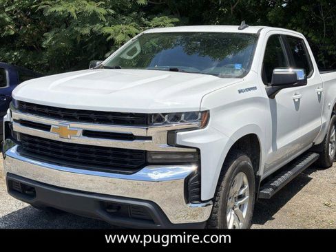 Used 2019 Chevrolet Silverado 1500 LT w/ All-Star Edition AWD/4WD image 3