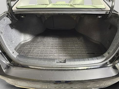 Used 2017 Honda Accord EX-L image 29