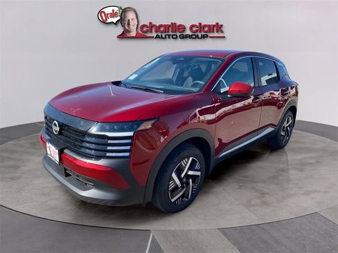 New 2026 Nissan Kicks SV image 2