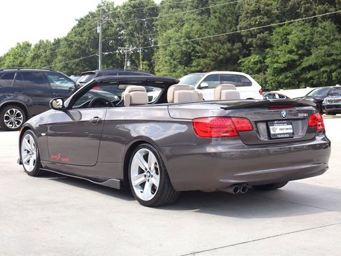 Used 2011 BMW 328i Convertible RWD image 8
