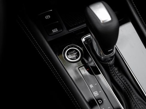 Used 2024 Nissan Kicks SV image 29