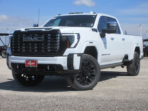 New 2026 GMC Sierra 3500 Denali Ultimate AWD/4WD image 10