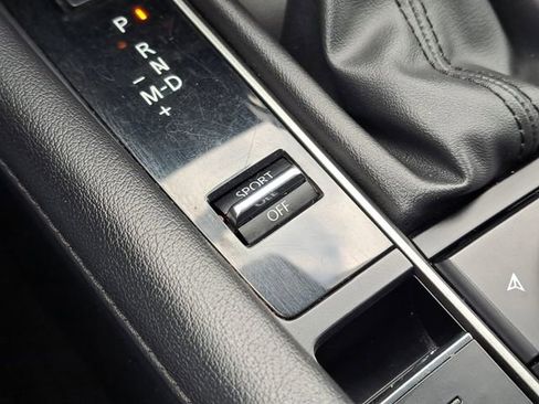 Used 2023 MAZDA MAZDA3 s image 17