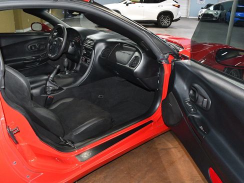 Used 2003 Chevrolet Corvette Z06 w/ Memory Package, 3 Drivers RWD image 48
