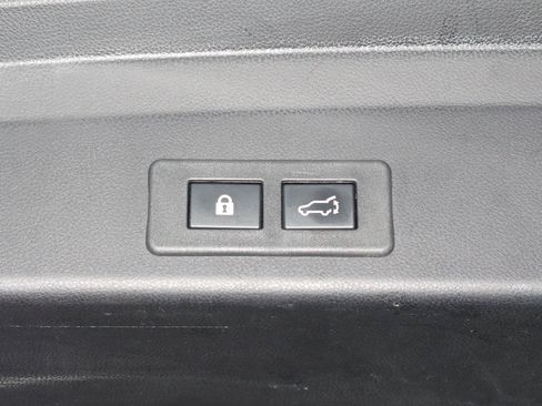 Used 2025 Subaru Ascent Premium AWD/4WD image 19