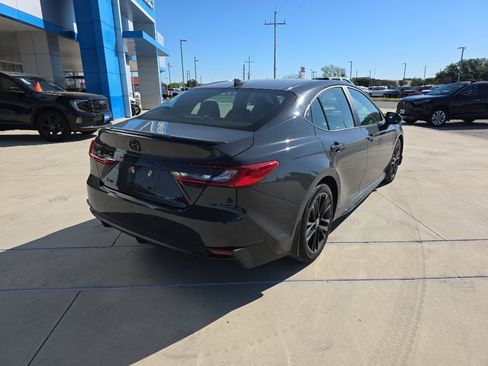 Certified 2026 Toyota Camry SE w/ Convenience Package FWD image 19