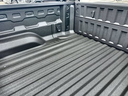 New 2026 GMC Canyon Denali AWD/4WD image 18