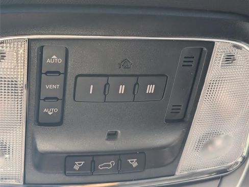 Used 2021 Jeep Grand Cherokee Limited AWD/4WD image 33