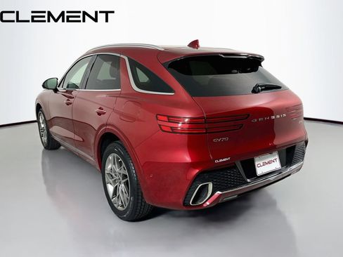 Used 2023 Genesis GV70 2.5T w/ Advanced Package AWD/4WD image 10
