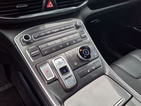 Used 2023 Hyundai Santa Fe SEL w/ Premium Package image 12