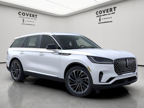 New 2026 Lincoln Aviator Reserve w/ Luxury Package image 7
