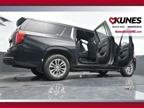 Used 2022 GMC Yukon XL SLT w/ SLT Luxury Package AWD/4WD image 78