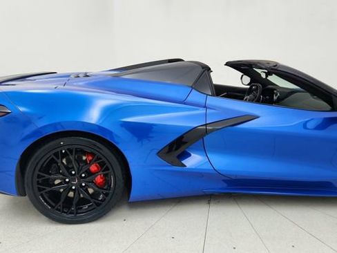 Used 2023 Chevrolet Corvette Stingray Premium Conv w/ Stealth Interior Trim Package RWD image 12