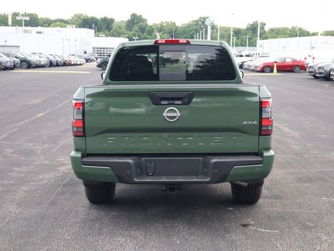 New 2026 Nissan Frontier SV w/ SV Convenience Package AWD/4WD image 5