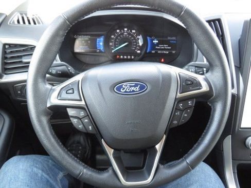 Certified 2022 Ford Edge SEL w/ Convenience Package image 22