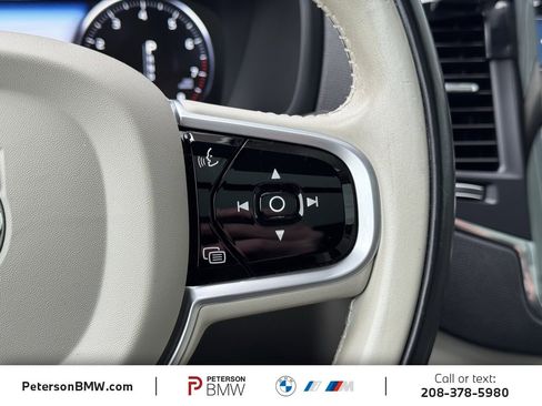 Used 2020 Volvo XC90 T6 Momentum w/ Protection Package Premier image 25