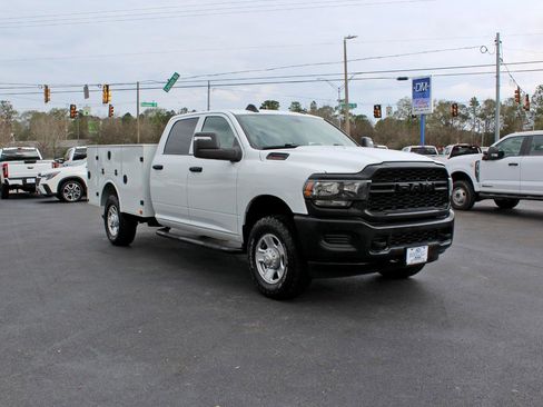 Used 2024 RAM 2500 Tradesman AWD/4WD image 8
