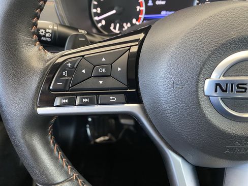Used 2021 Nissan Altima 2.5 SR FWD image 6