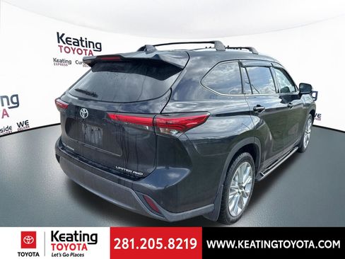 Used 2021 Toyota Highlander Limited AWD/4WD image 7