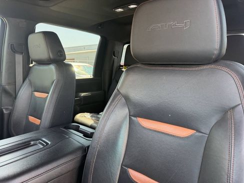 Used 2021 GMC Sierra 2500 AT4 w/ AT4 Premium Plus Package AWD/4WD image 14