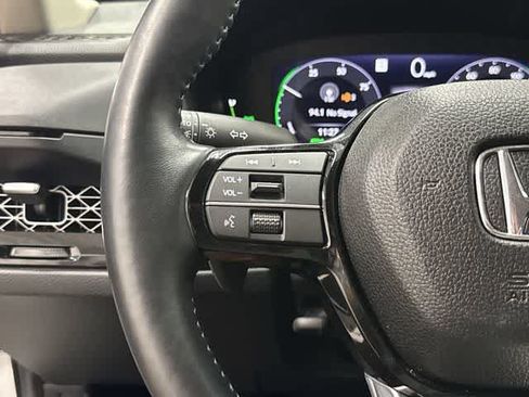 Used 2025 Honda Accord Touring image 17
