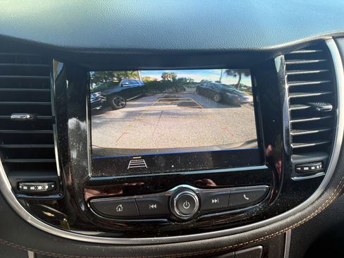 Used 2021 Chevrolet Trax LS FWD image 11