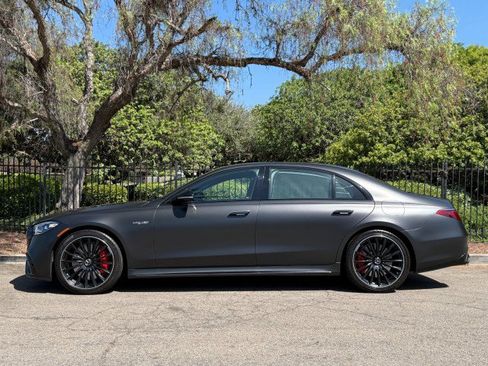 Used 2024 Mercedes-Benz S 63 AMG S image 2