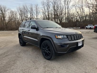 Used 2020 Jeep Grand Cherokee Altitude