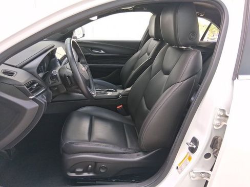 Used 2024 Cadillac CT4 Luxury image 19