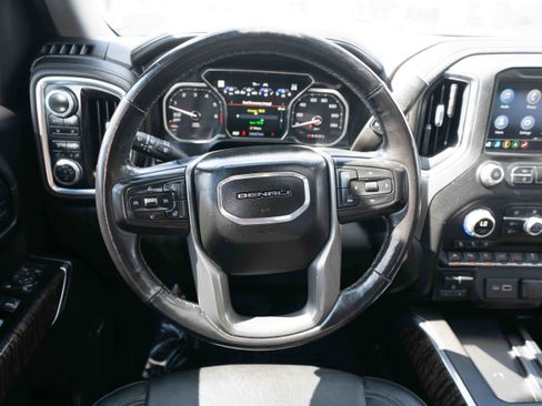 Used 2019 GMC Sierra 1500 Denali w/ Denali Ultimate Package AWD/4WD image 21