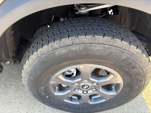 Used 2025 Ford Bronco Big Bend AWD/4WD image 2