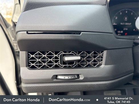 Used 2025 Honda Accord SE image 17