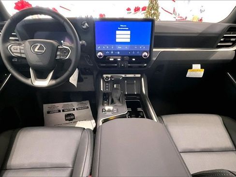 New 2025 Lexus GX 550 550 Overtrail+ image 5