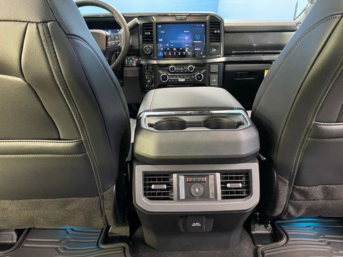 New 2025 Ford F250 Lariat w/ Lariat Ultimate Package image 42