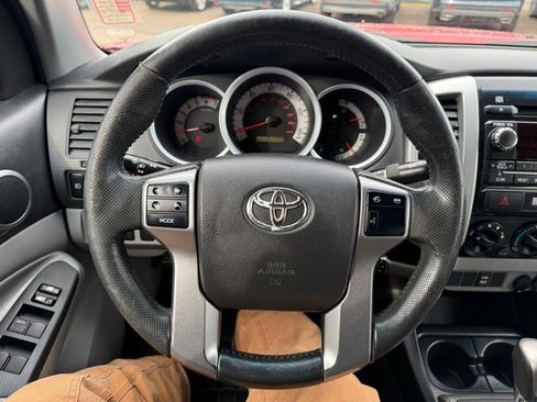 Used 2012 Toyota Tacoma 4x4 Double Cab w/ SR5 Pkg image 19