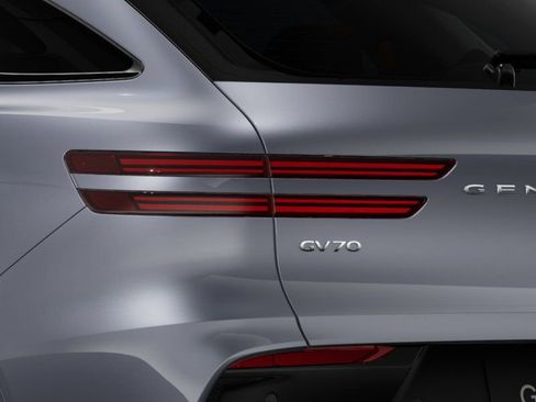 New 2026 Genesis GV70 2.5T AWD/4WD image 10