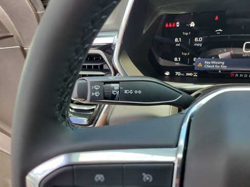 New 2025 GMC Canyon Elevation w/ Convenience Package image 16